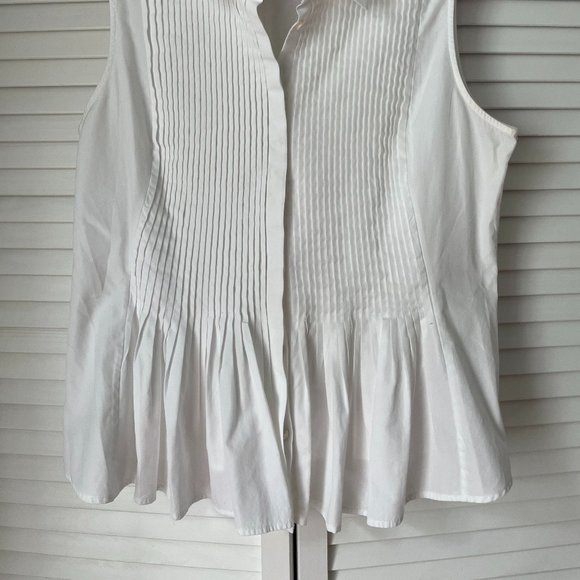 Theory white button down blouse, size L - Picture 2 of 3